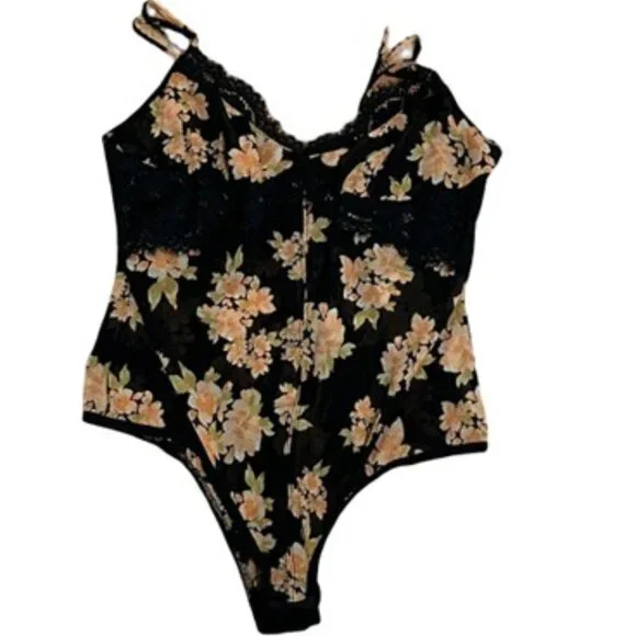 NWOT Free People intimately Monday Morning Bodysuit - Size Small - Picture 12 of 16